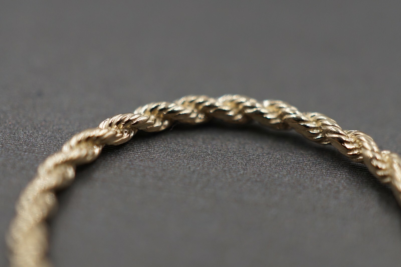 10K Solid Yellow Gold 1.6MM Thin Plain Rope Trim Dainty Stackable Band Ring.