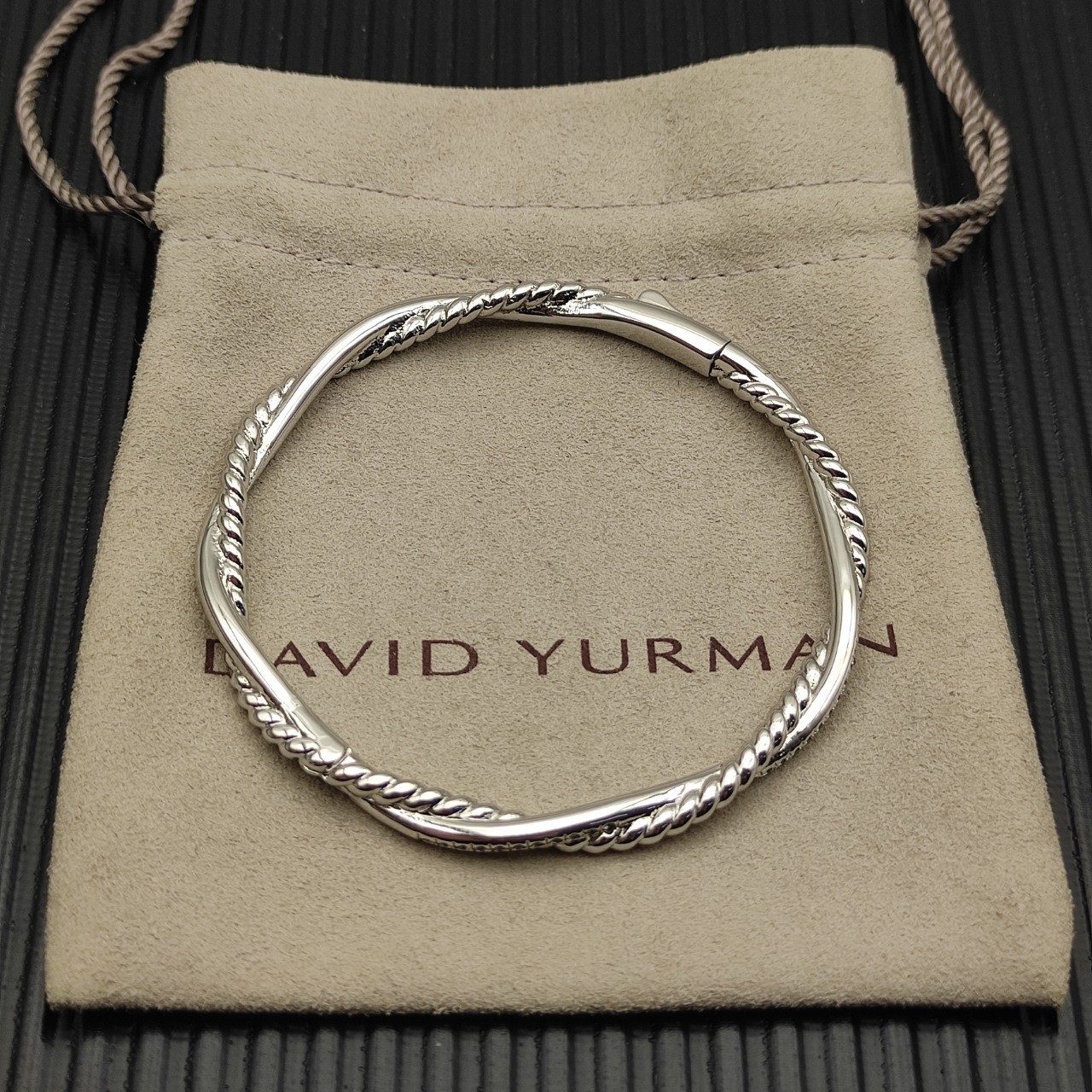 David Yurman 4.4mm Petite Infinity Bracelet Sterling Silver with Diamonds Medium