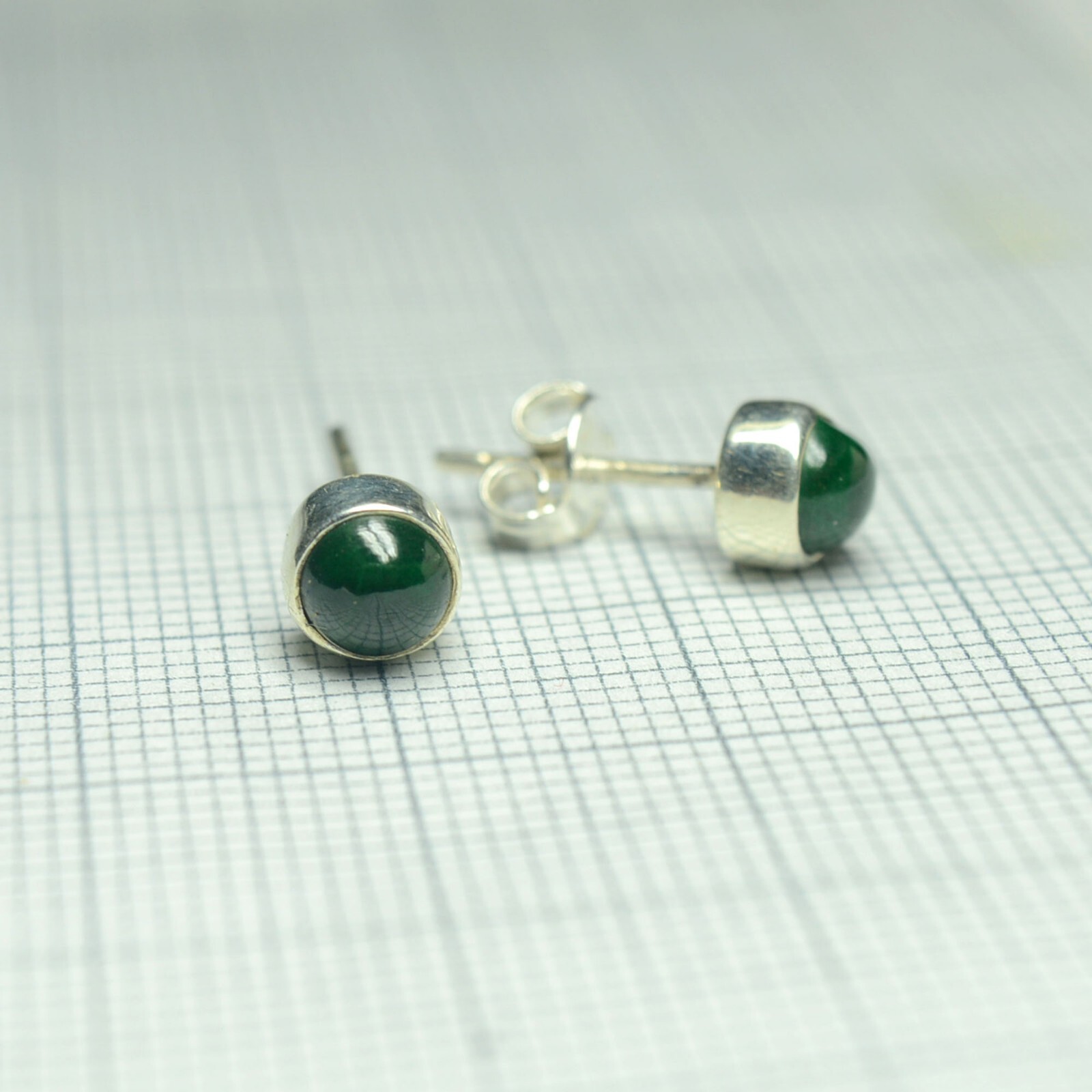 Natural Malachite Round Stone 925 Sterling Silver Women Handmade Stud Earrings