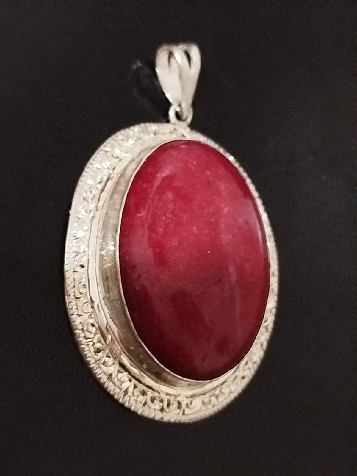 Stunning African Red Ruby Moroccan Handmade Solid Silver 23.2g 65.2mm