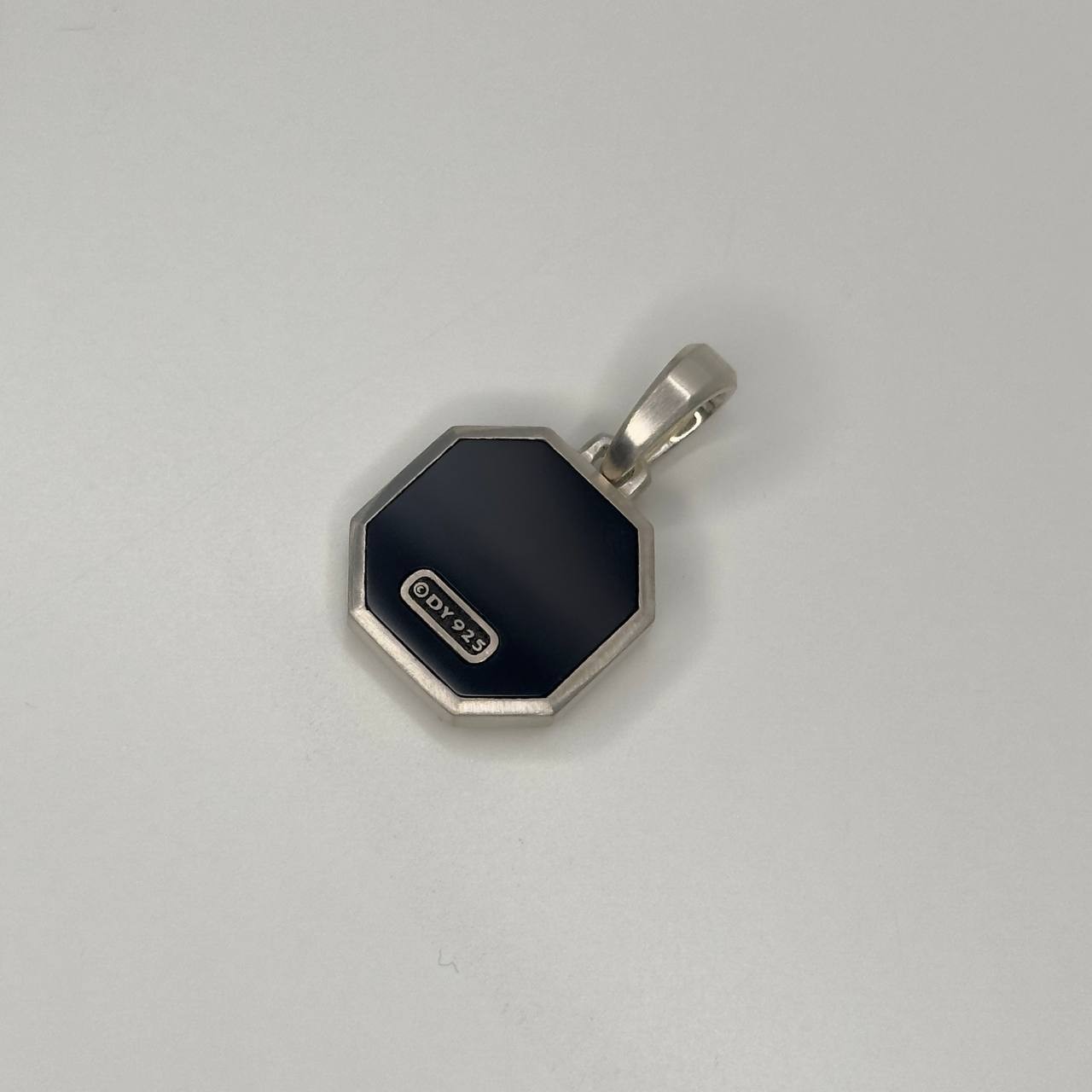 Authentic david yurman men’s pendant black onyx sterling silver amulet