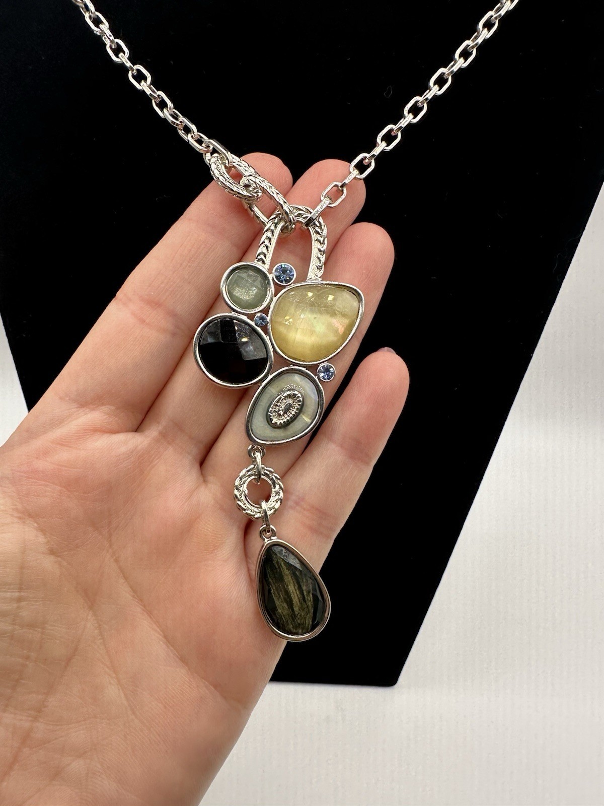 Lia Sophia Silver Tone Cable Chain Teardrop Crystal Charm Pendant Signed