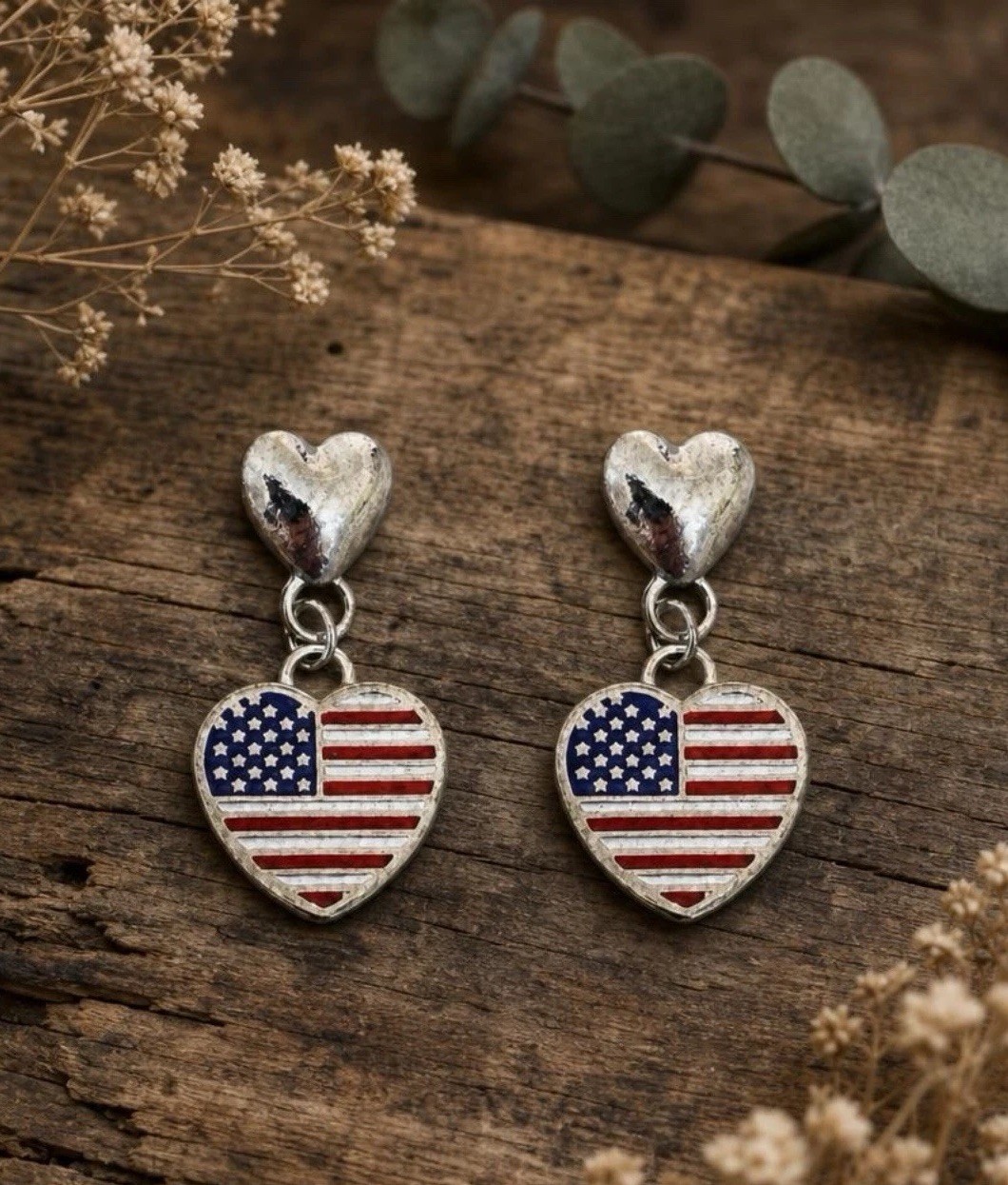 New Heart-Shaped American Flag Dangle Fashion Earrings for Women – US Seller