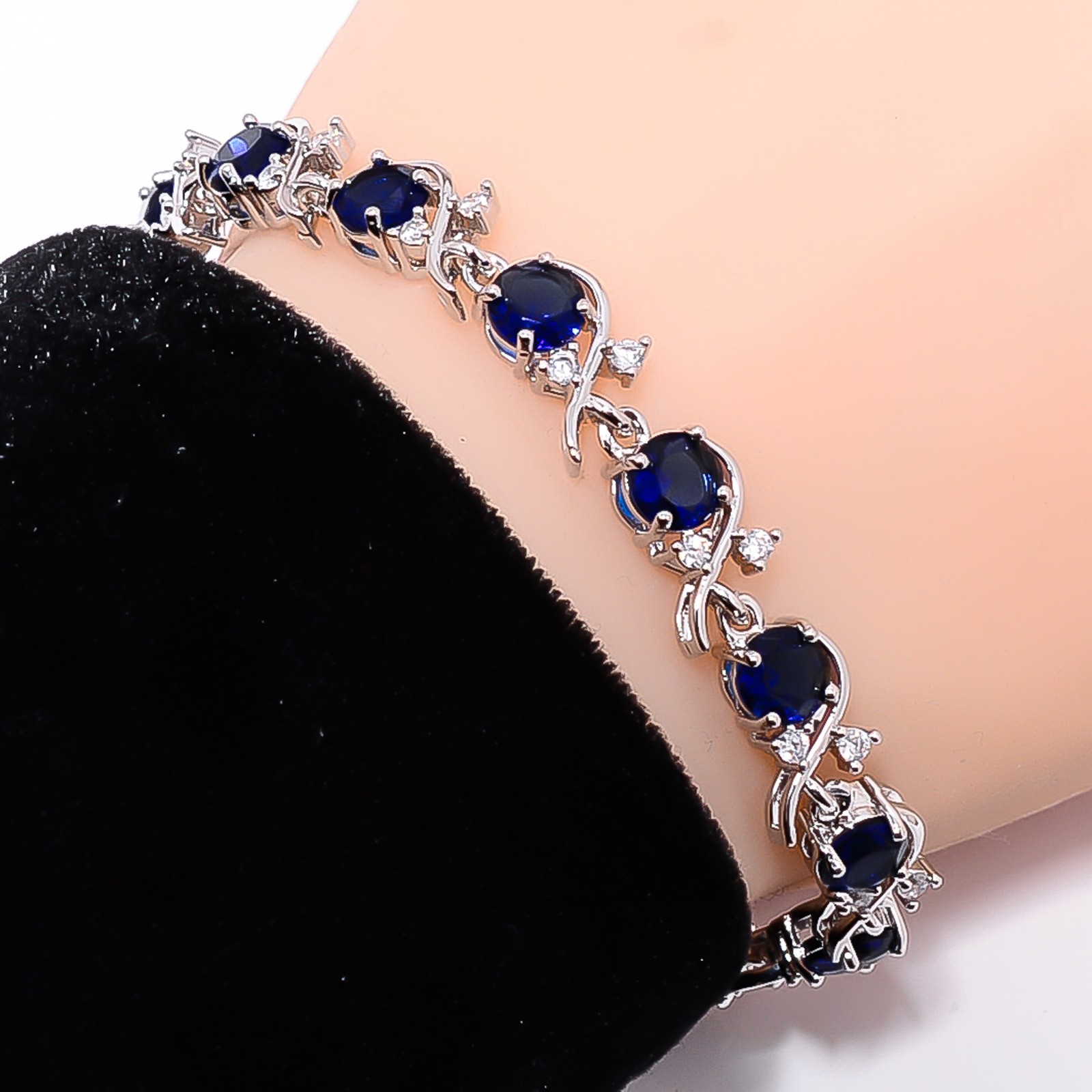 Blue Sapphire – Simulated 925 Sterling Silver Adjustable Bracelet 7-8″ B129658