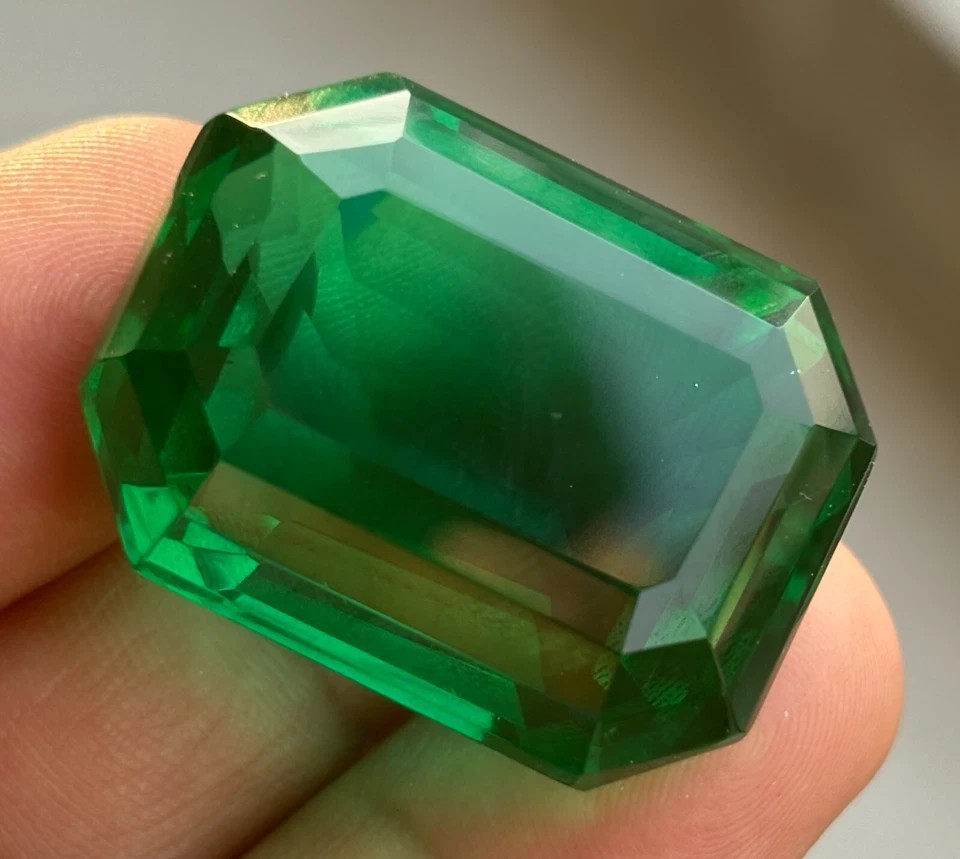 97 Ct Natural Green Emerald Emerald Cut CERTIFIED Colombian Loose Gemstone 6YHE