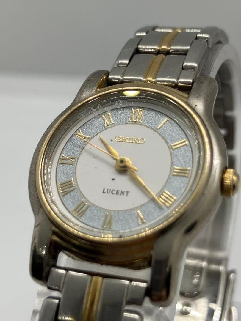 Excellent condition, fully functional SEIKO Lucent women’s quartz watch.