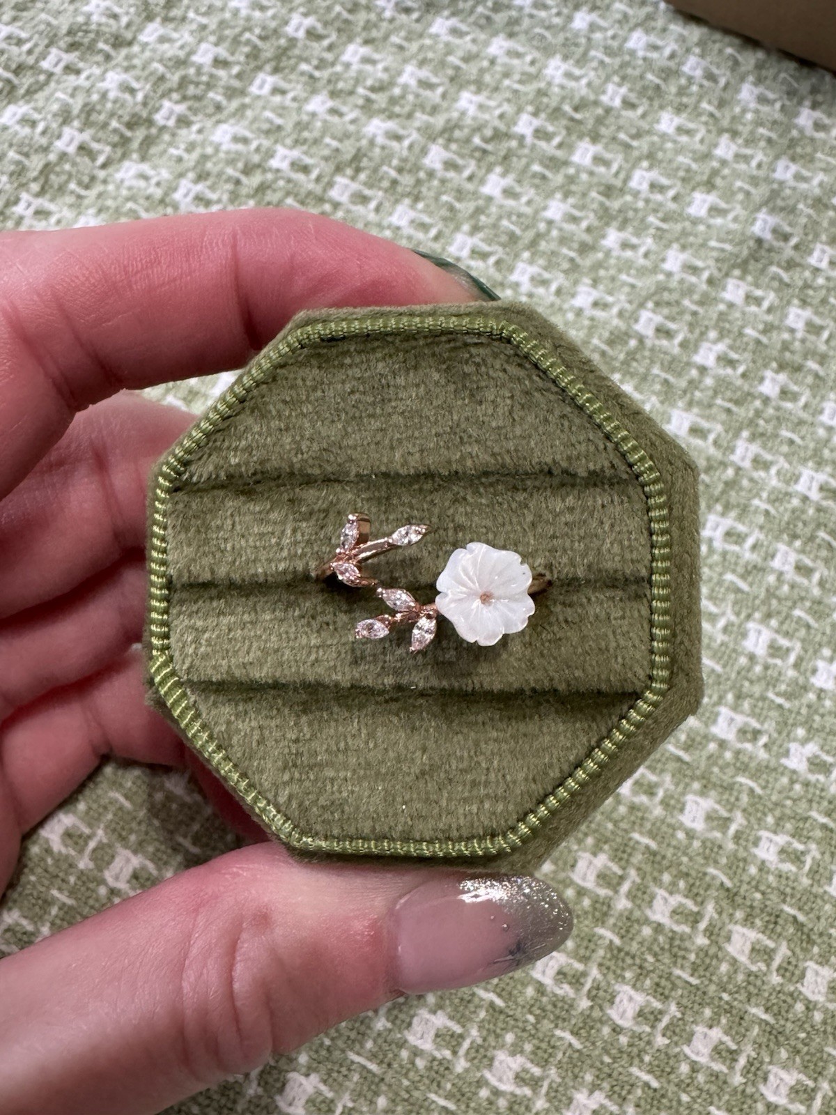 Rose Gold Tone Cocktail Ring Size 7 White Flower Accent w/ Clear Stones