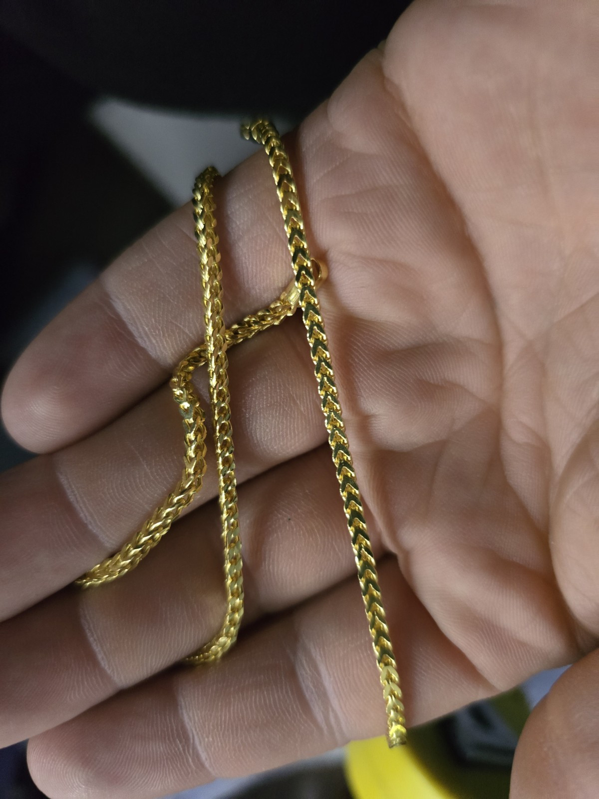 Gold Tone Curb Link Chain Necklace Metal No Stone 0 Gemstones Undated Era