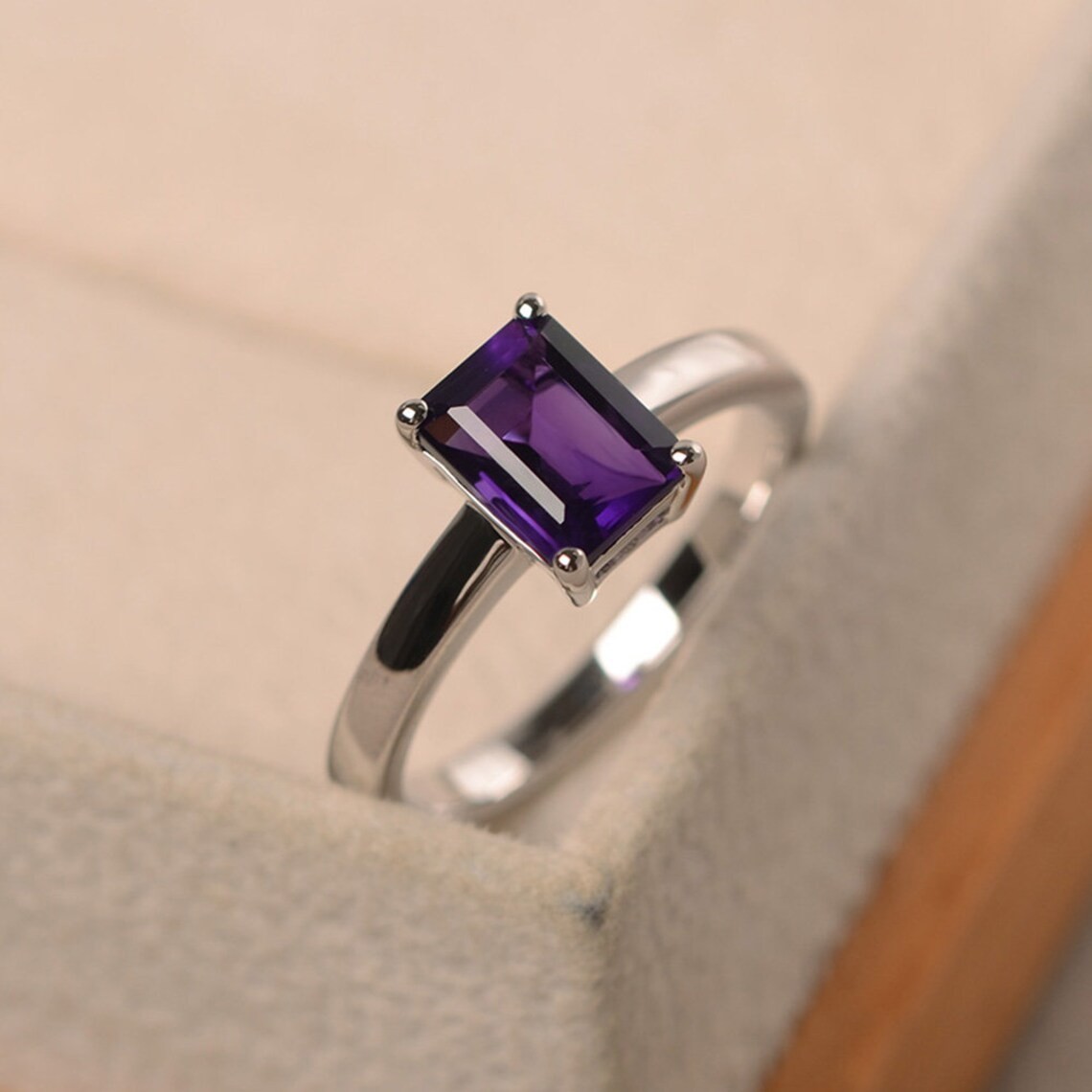 2CT Amethyst Gemstone 925 Silver Plated Solitaire Ring US Duty Free