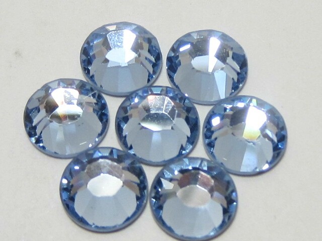 12ss LT. SAPPHIRE (maxima) FLATBACK PRECIOSA Rhinestones 1gr