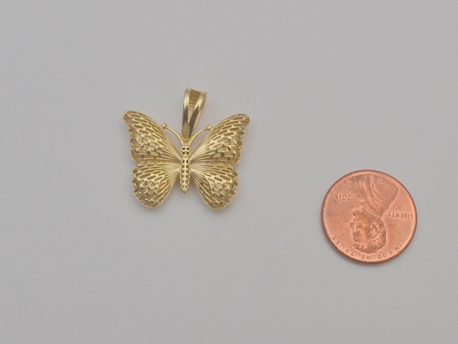 14K Yellow Gold Butterfly Charm Pendant 1.0×0.7in Textured 3.7g P5