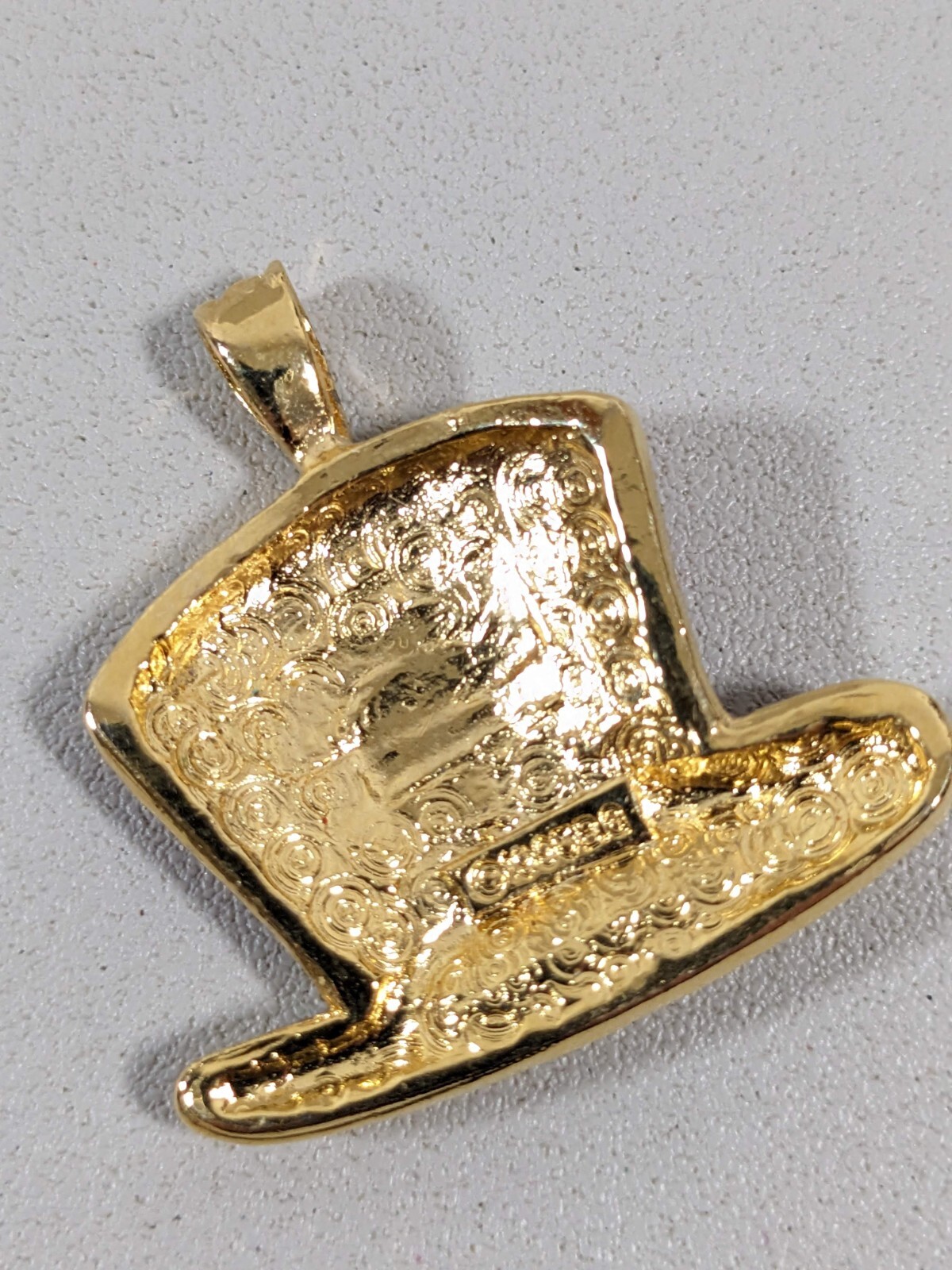 Vintage Bergdorf Goodman US American Patriotic Stars Stripe Hat Pendant