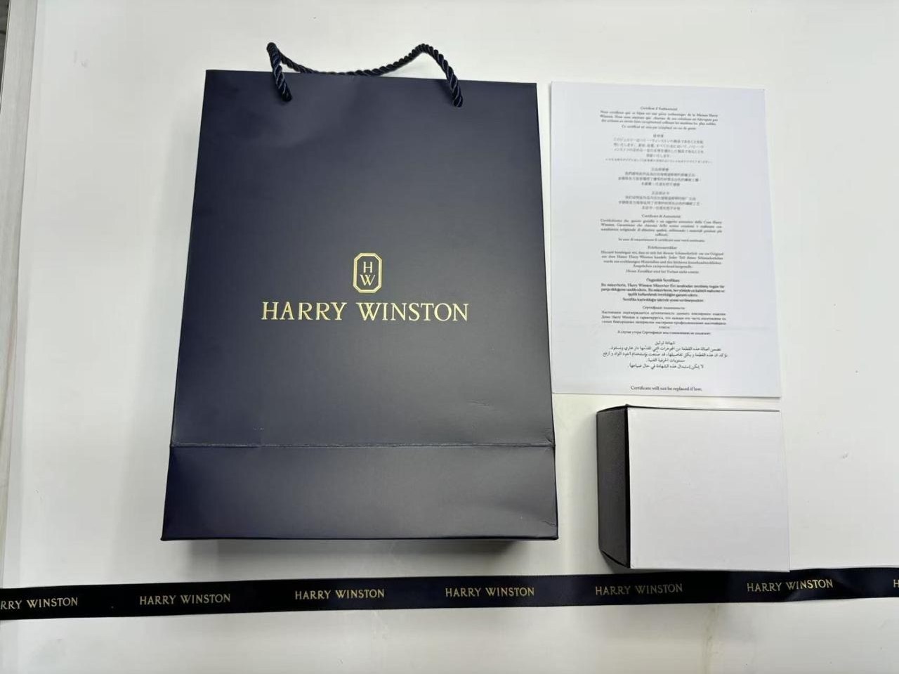 Harry Winston Genuine Ring case Jewelry Navy Leather empty case Gift Box
