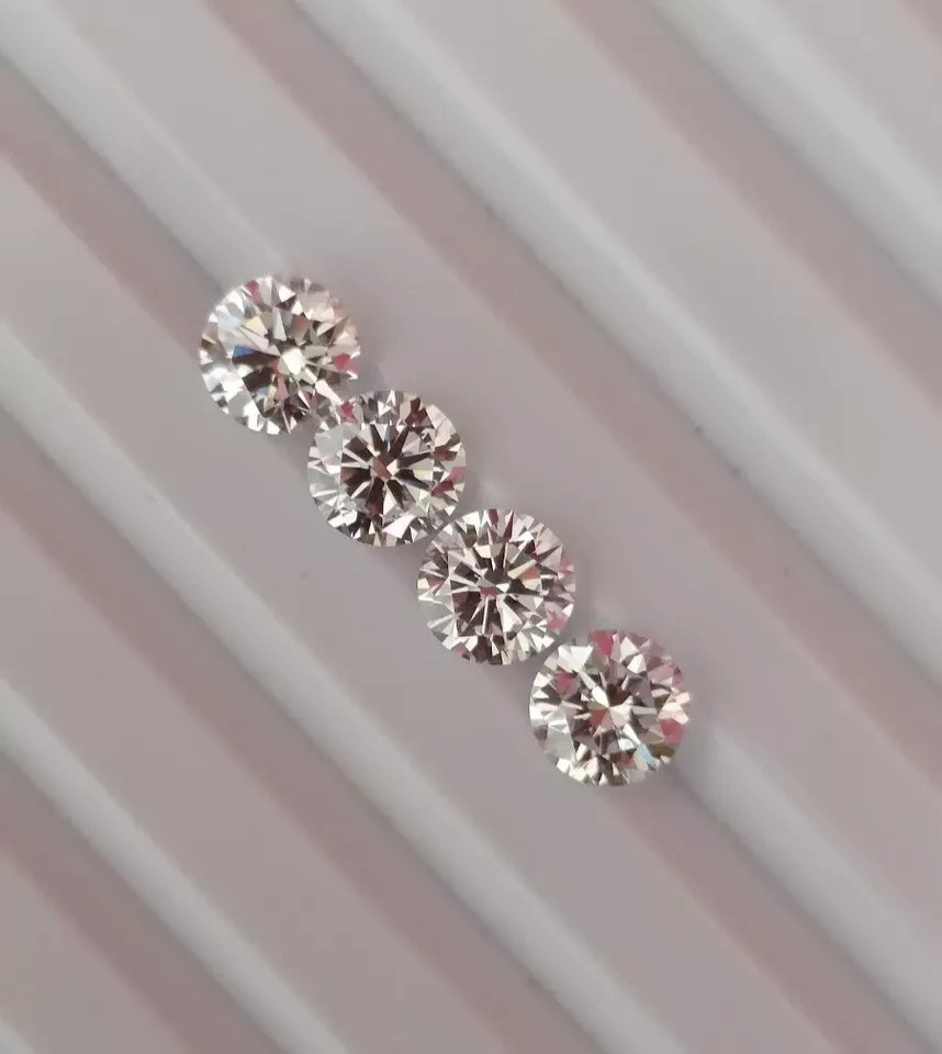 Natural White Diamond 1 CT Round Cut 4 mm 4 Pcs VVS1 D Grade Certified Stone F21