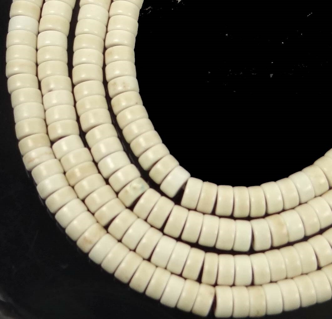 4x2mm Howlite Turquoise Heishi Rondelle Beads 16″ – Off White