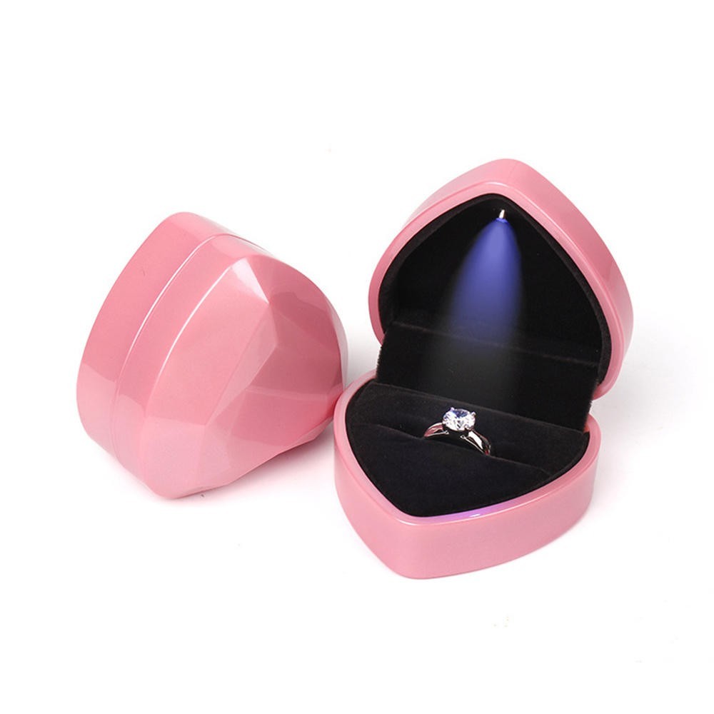 LED Ring Box Luxury Velvet Proposal Engagement Wedding Jewelry Gift Case Light