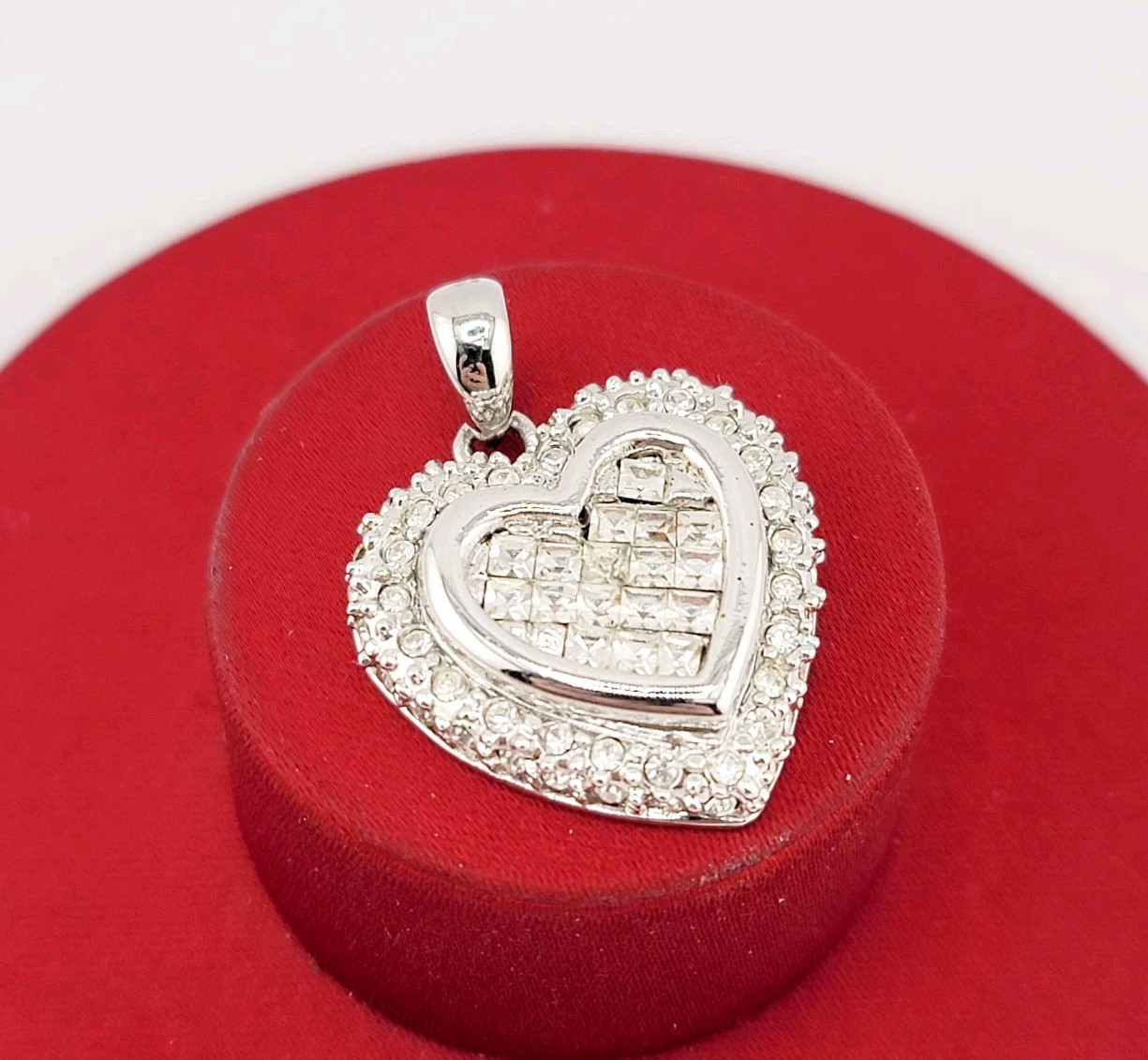 Vtg Pendant Dbl Heart Square and Round Rhinestones Jewelry Beauty Love