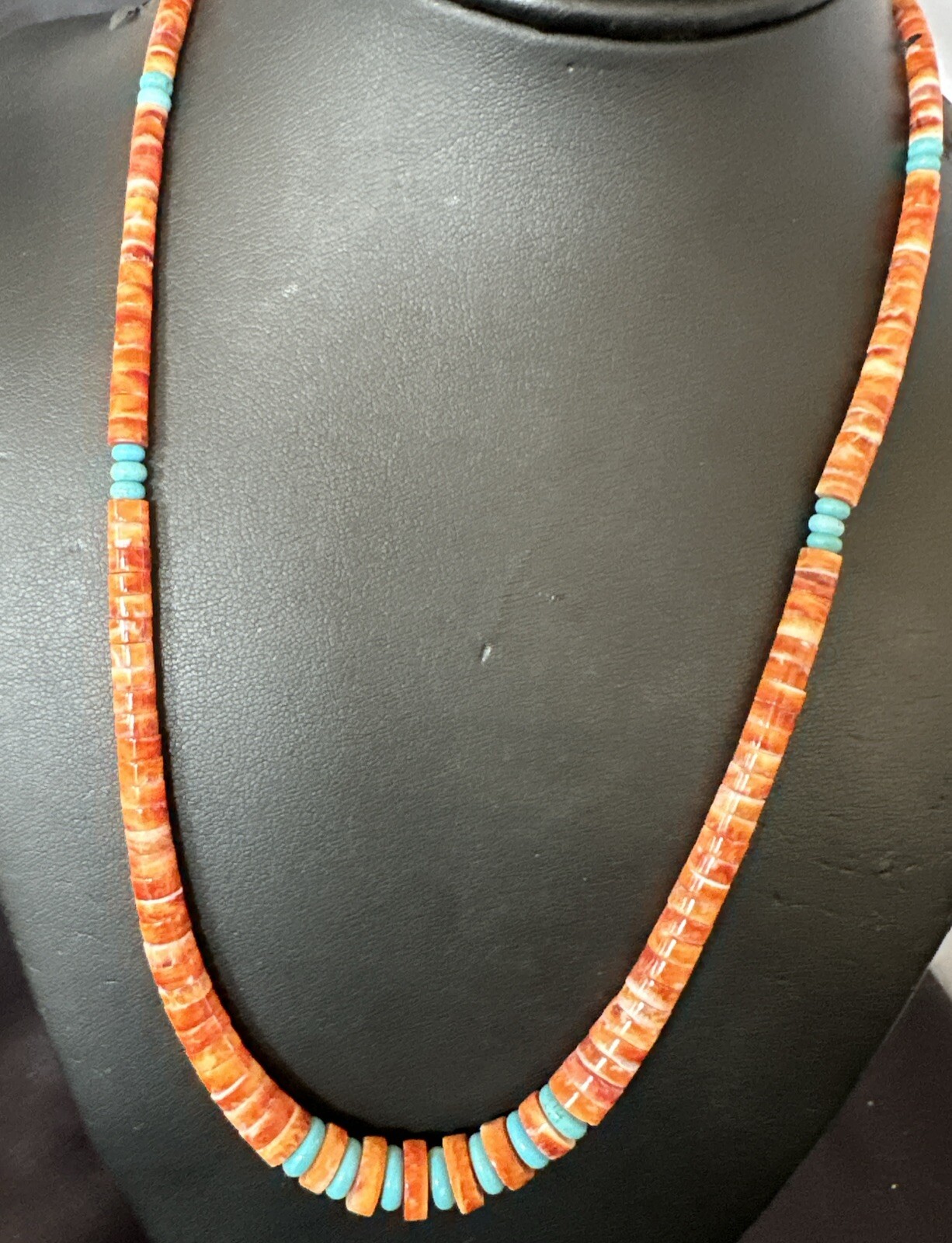 USA Spiny Oyster Turquoise Graduated Navajo Sterling Silver Necklace 18273