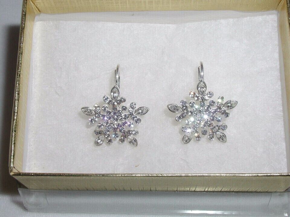 Round Cut Simulated Diamond Stunning Fancy Stud Earring In 14k White Gold Plated