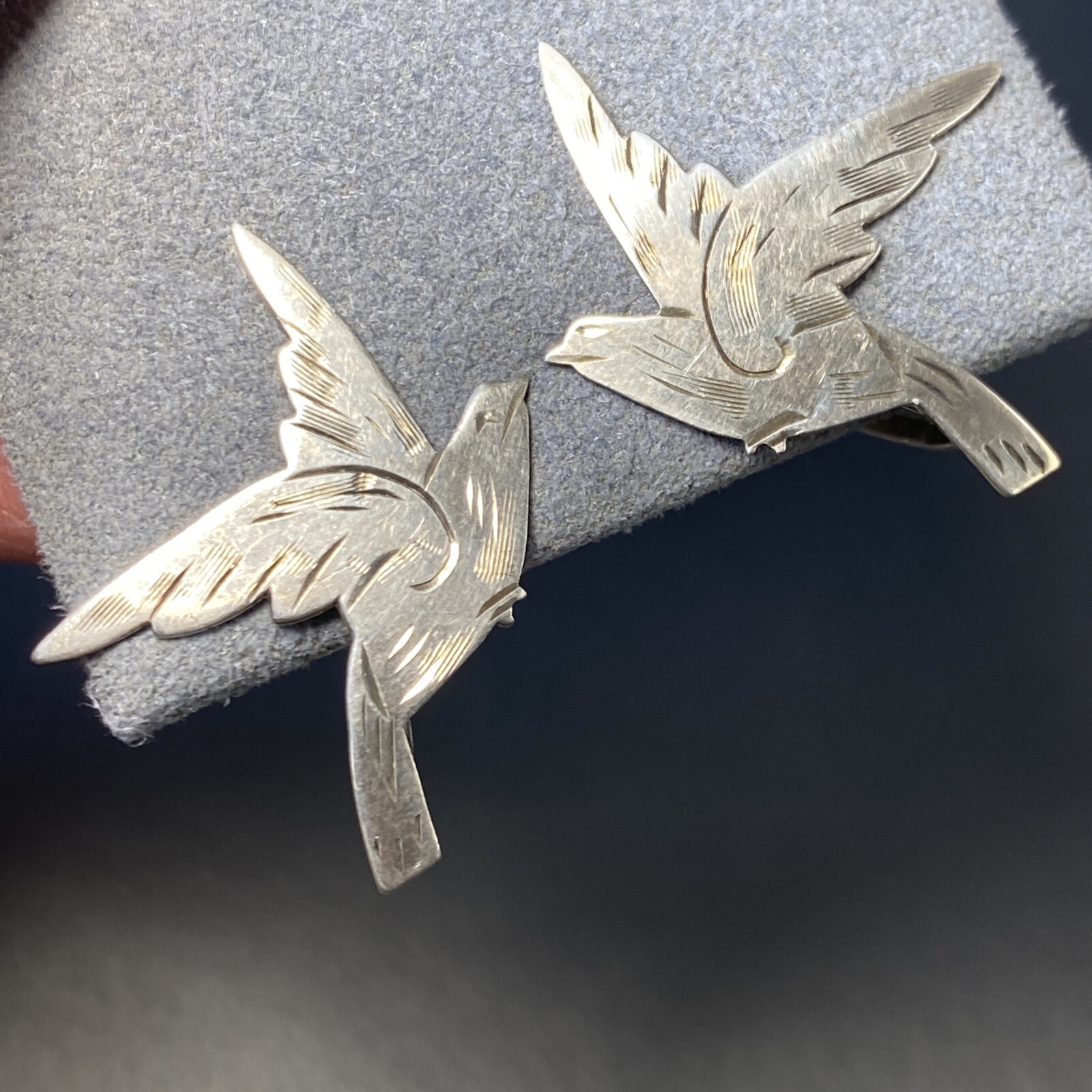 Vintage Screw-Back Earrings Estate Fine Jewelry Pre-Owned Bird Dove Piece Sterl