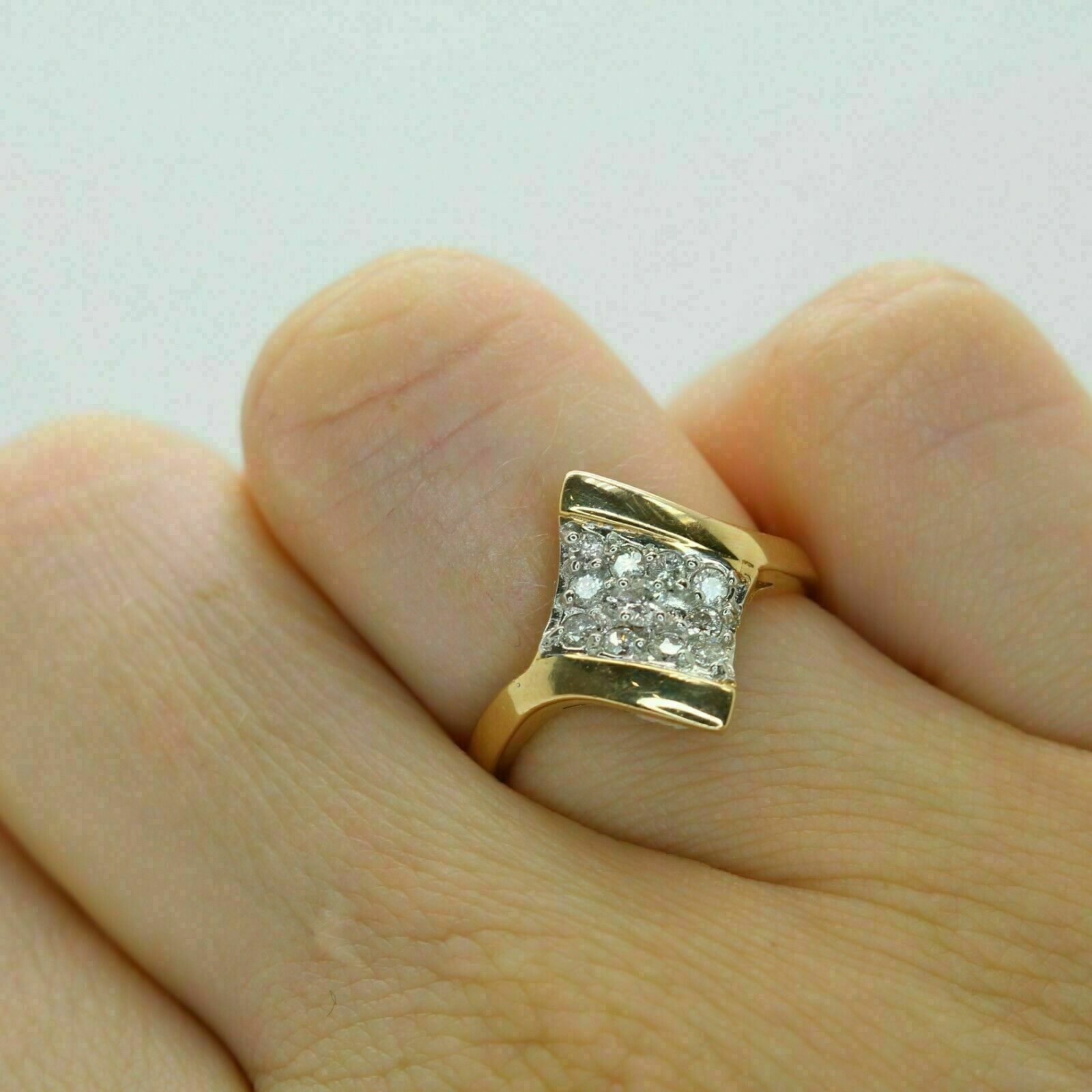 1.00 Ct Round Cut Diamond Simulated Engagement Ring For Gift Yellow Gold plated
