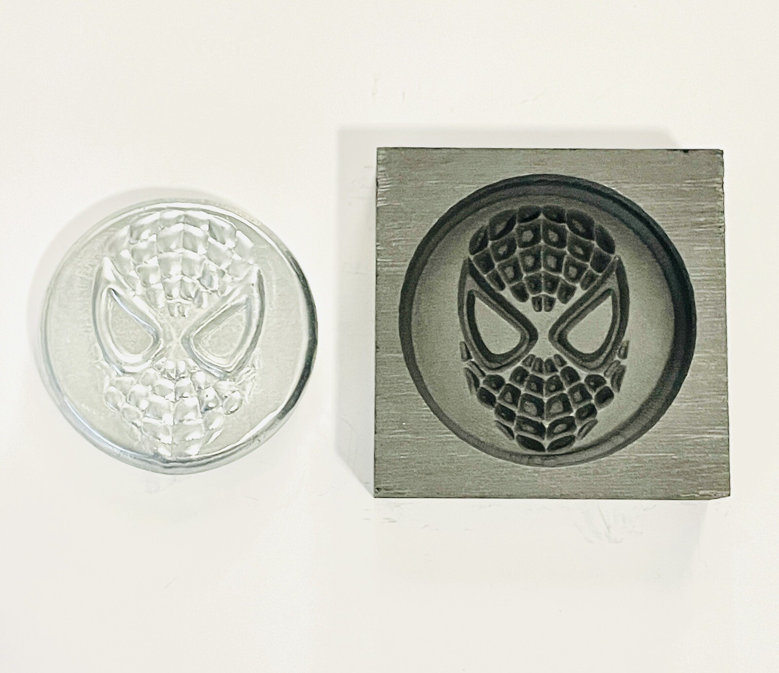 Spiderman Graphite Coin Mold
