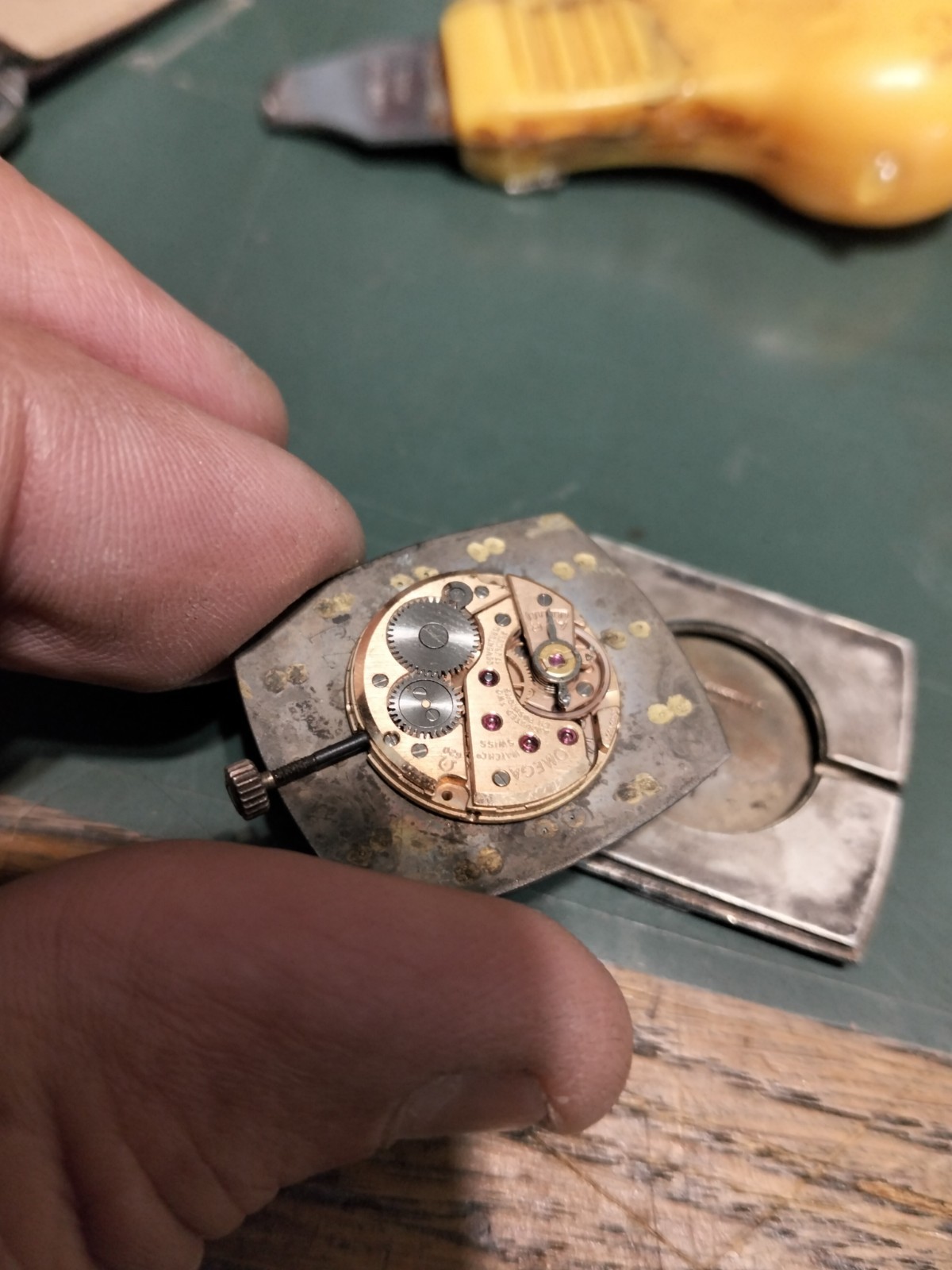 omega de ville men