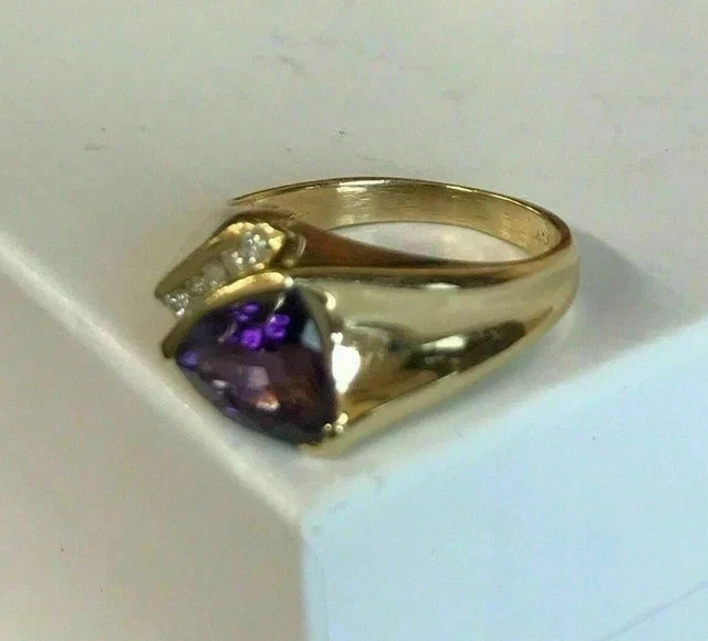 2.20Ctw Trillion Cut Lab Created Amethyst Wedding Ring 14K Yellow Gold Plated