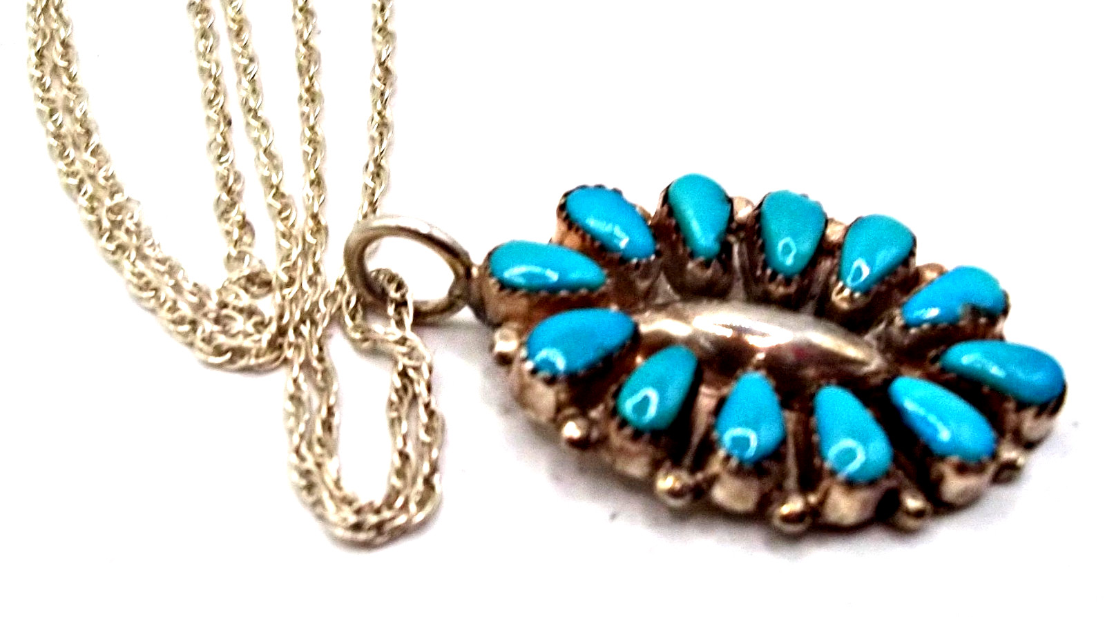 Vintage Zuni Mary Ann & Felix Chavez Sterling 12 Sleeping Beauty Stone Necklace