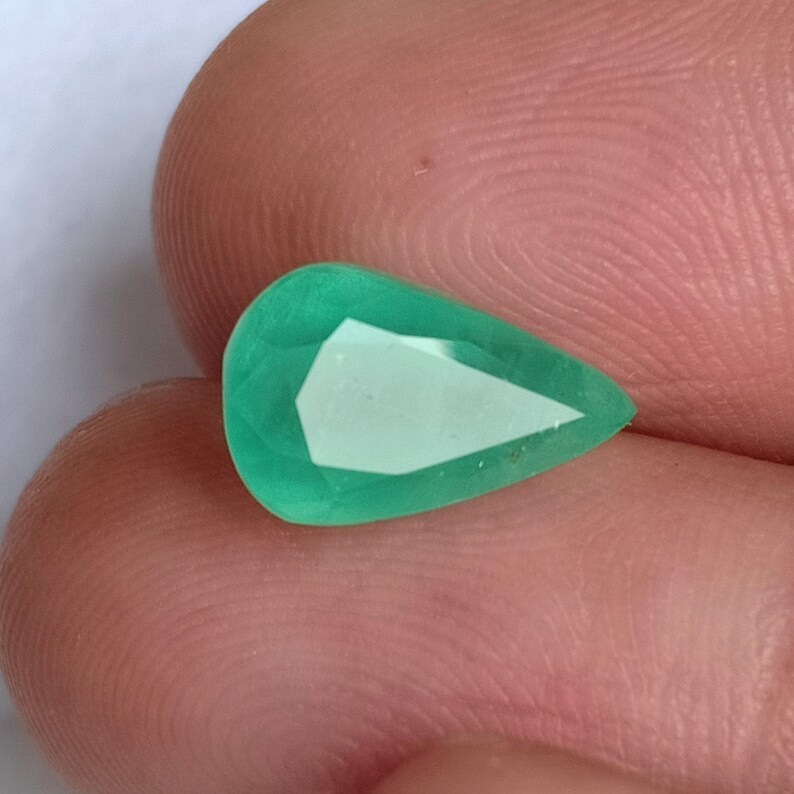 3 Carat Zambian Green Emerald Pear Shape Earth Mined Loose Gemstone