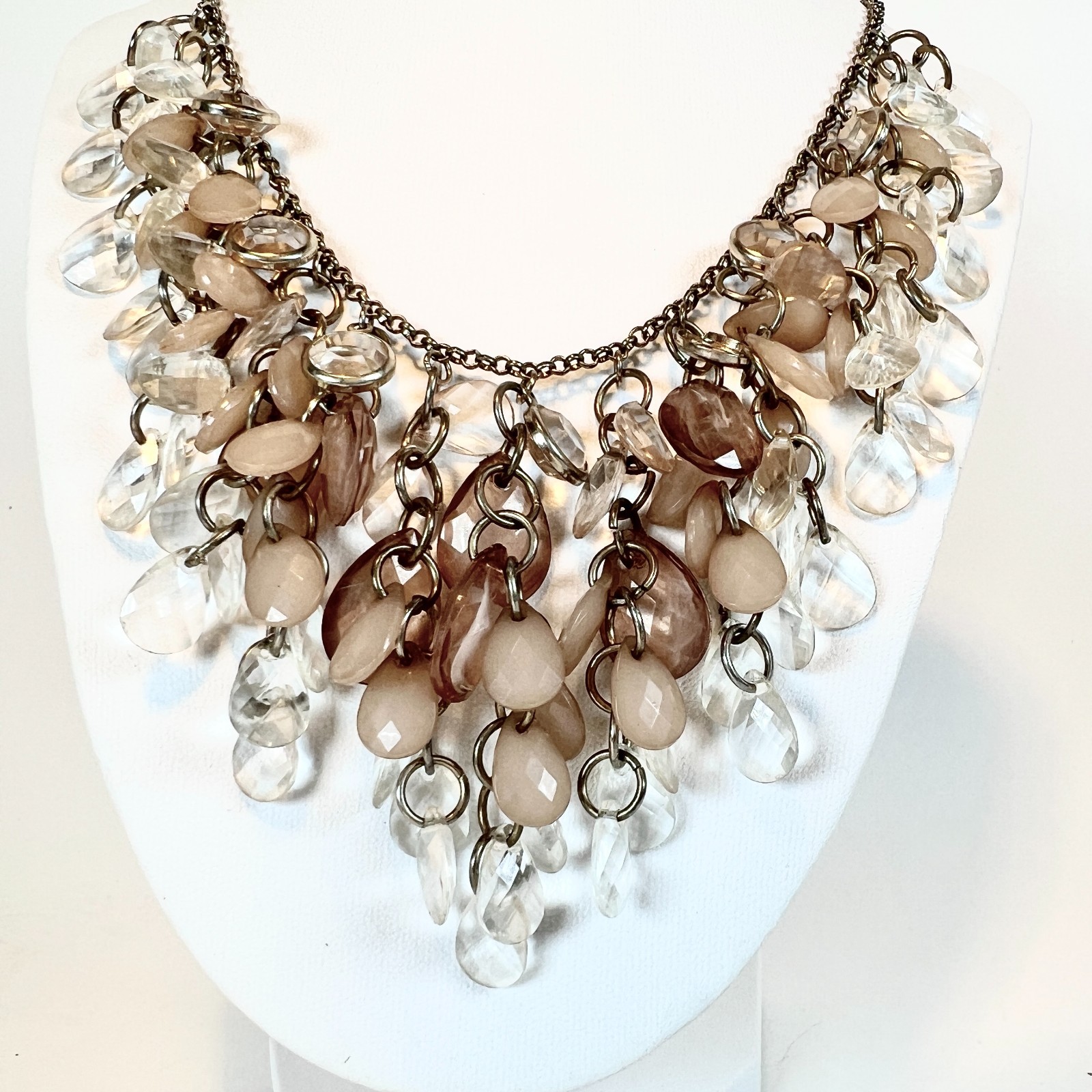 Pretty Lightweight Plastic Faceted Teardrop Bezel Set Crystal Bib Necklace Pink