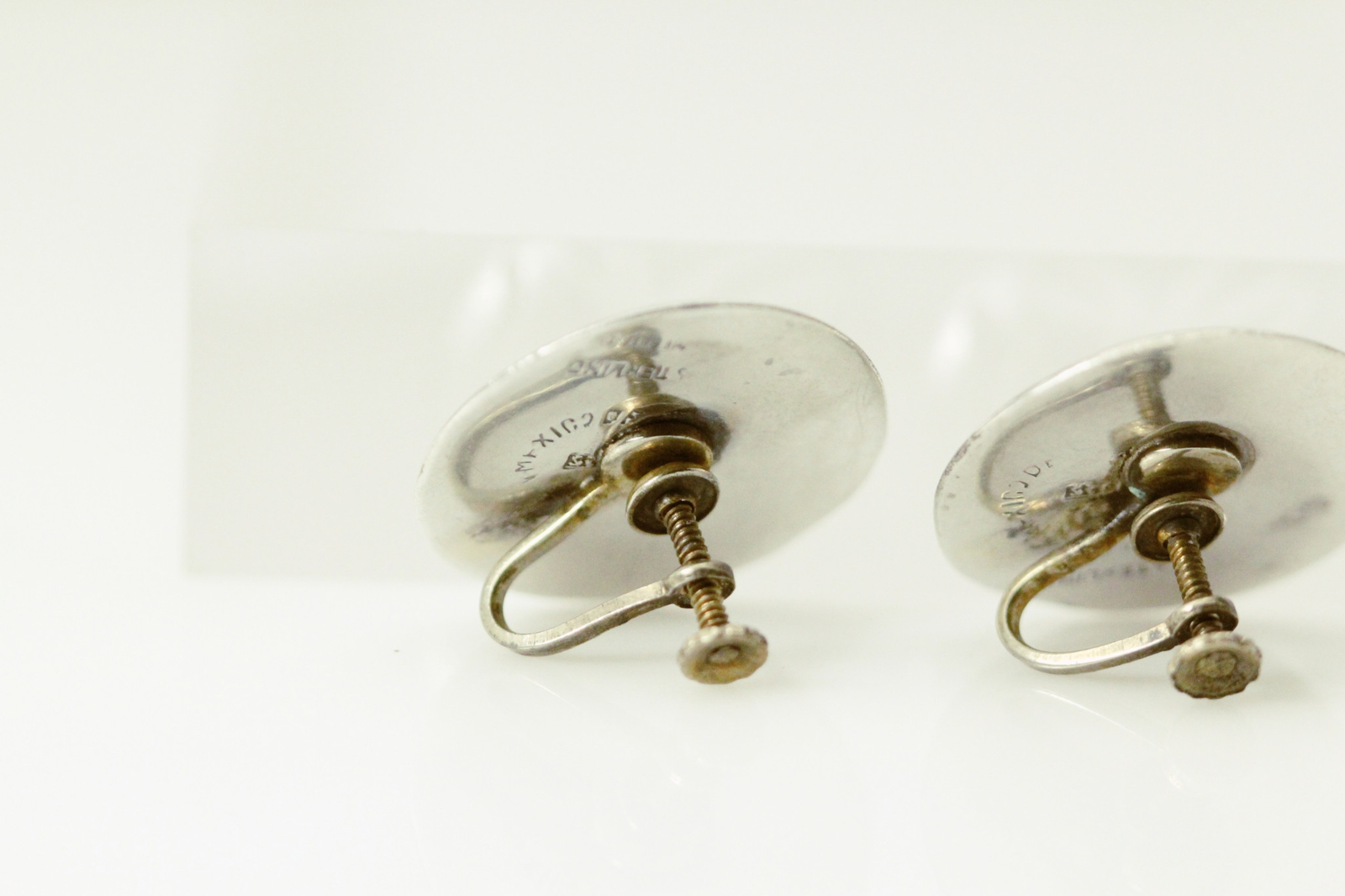 925 Sterling Silver Vintage Round Non-Pierced Screw Back Earrings 7.4g (EAR5623)