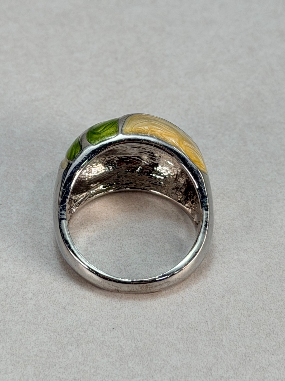 Green Enamel Swirl Statement Ring Silver Tone Modern Wide Band Fashion Jewelry