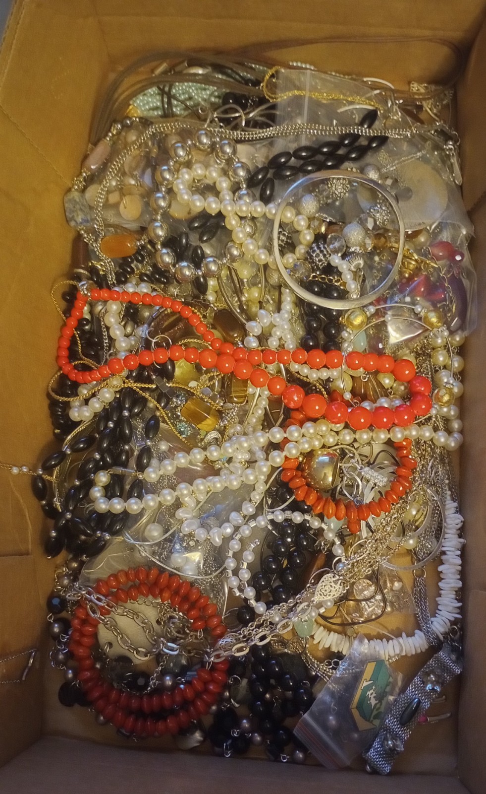 Costume Jewelry Earrings, Bracelets, Necklaces, 10+ LBS, Wear , Resell, Craft