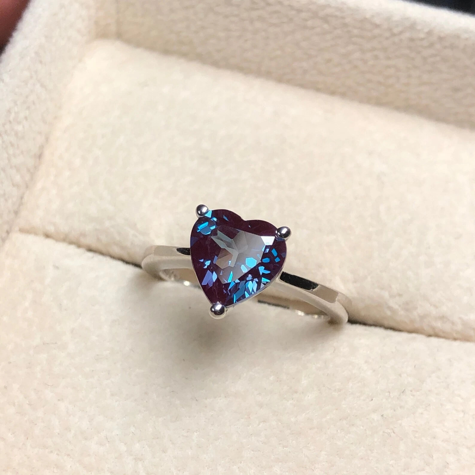 Certified 8 Ct Natural Alexandrite Heart Gemstone Ring 925 Silver Ring Size 9