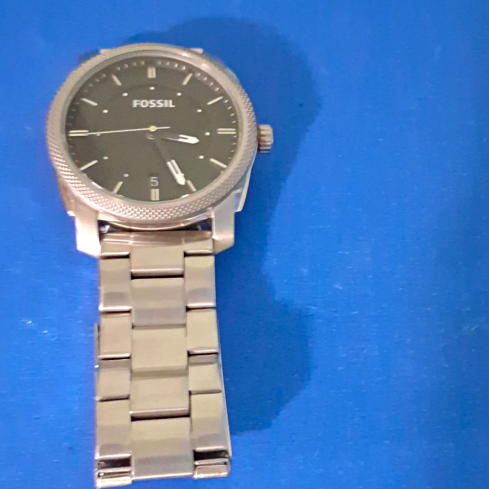 Fossil Men’s Analog Watch Black Dial Silver Stainless Bracelet Round 12-Hour