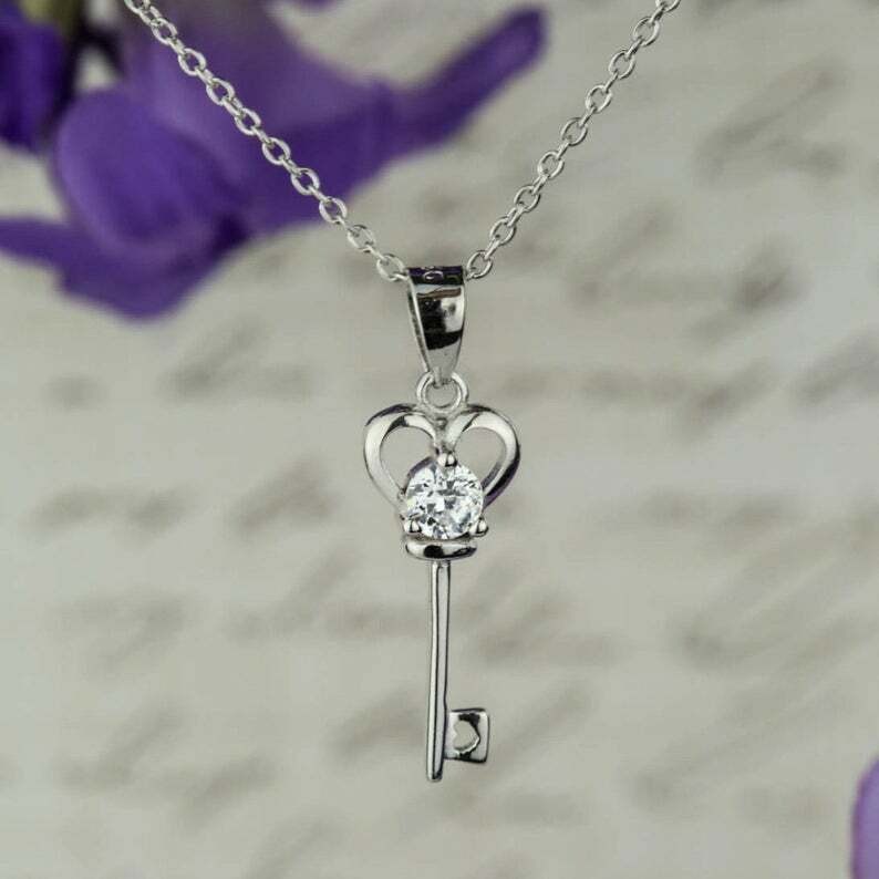 1Ct Round Cut Simulated Diamond Stunning Key Shape Pendant 14k White Gold Plated