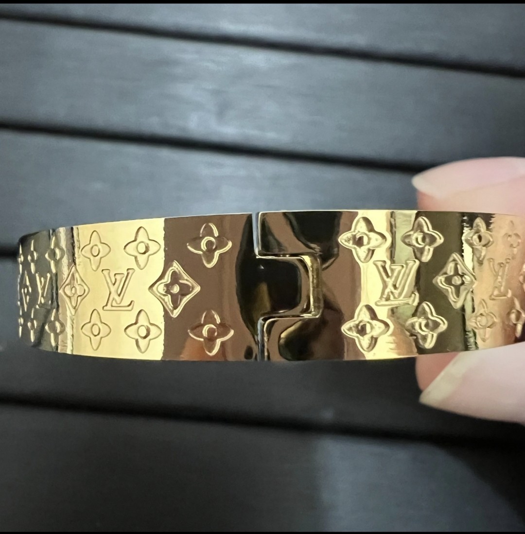 LOUIS VUITTON Bracelet Monogram Colorful Beautifull Excellent So Pretty
