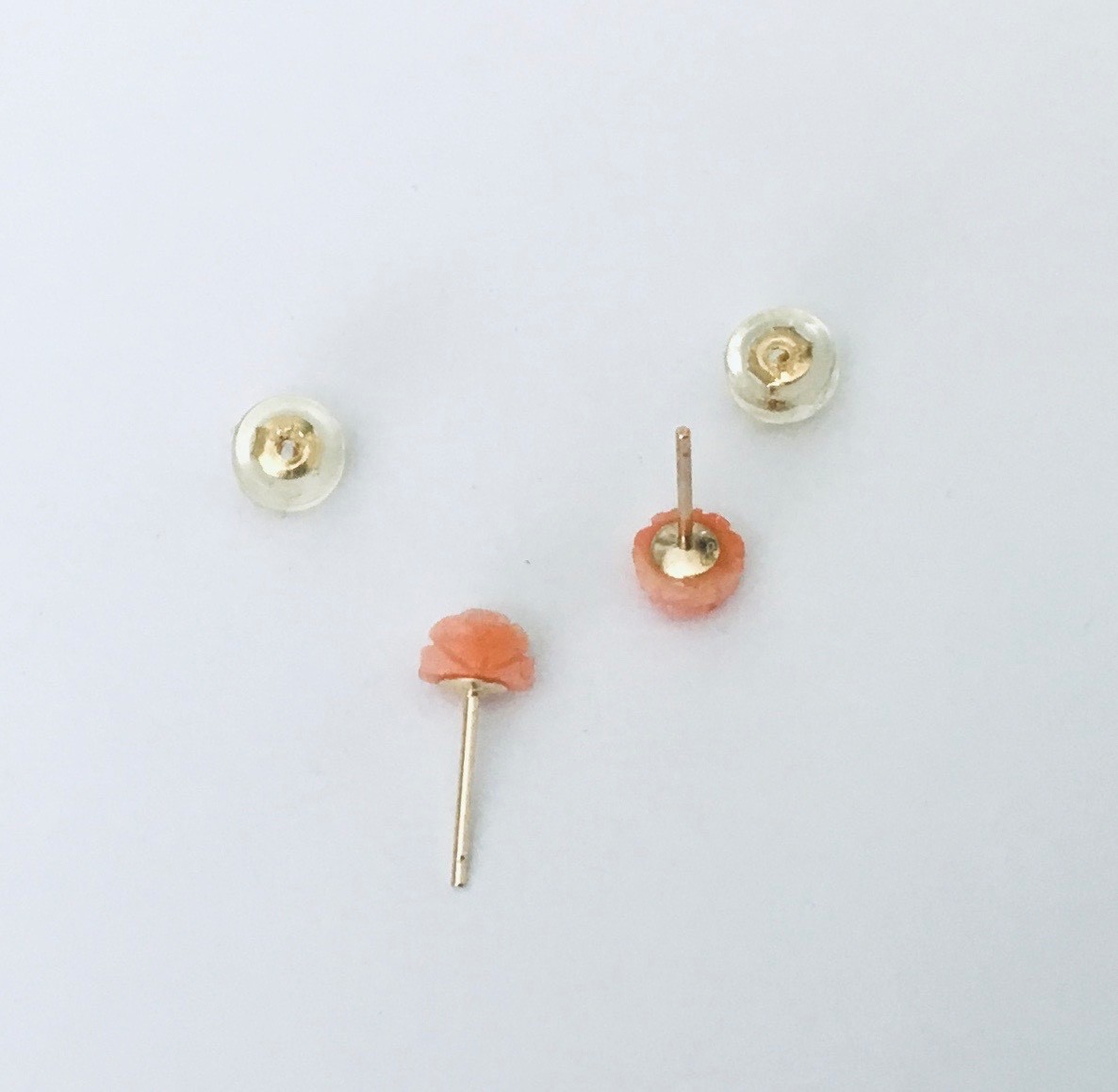Tiny 14K Gold Natural Pink Coral Hand Carved Rose Flower Stud Earrings NEW