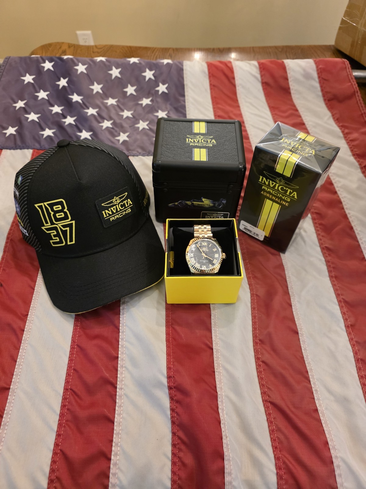 Invicta Bundle Box 4 Invicta Specialty Windsor 47405
