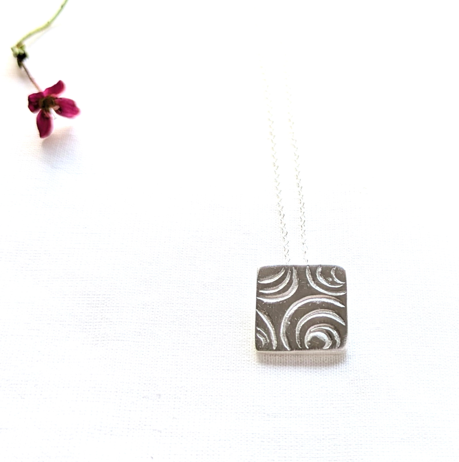 Handmade UK 999 Fine Silver Concentric Circles 15mm Square Pendant Necklace Gift