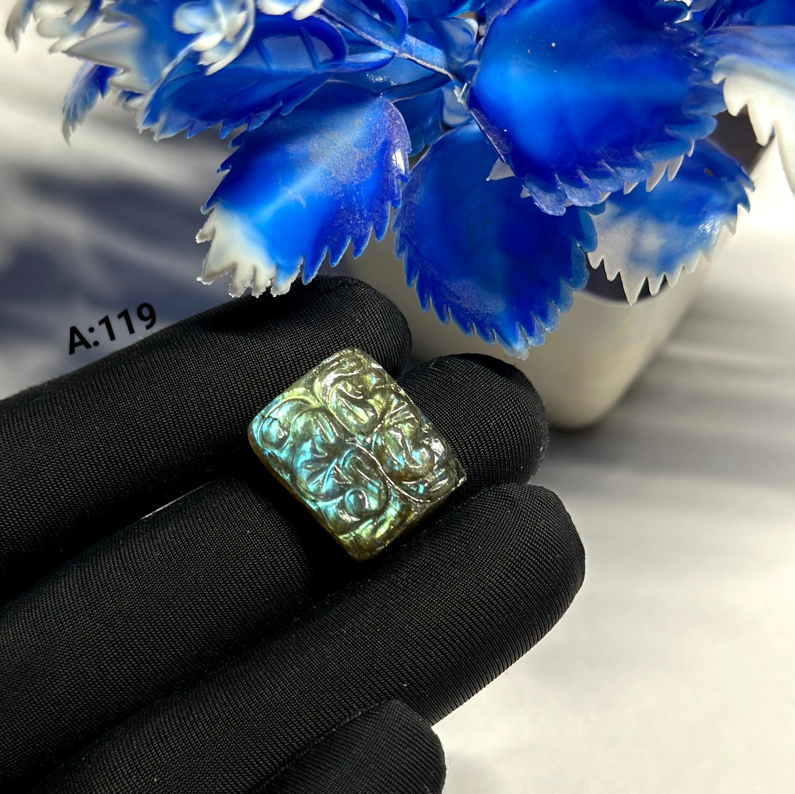 Genuine Labradorite Carving 22.20Ct Multi-Color Flash Hand-Polished Gemstone