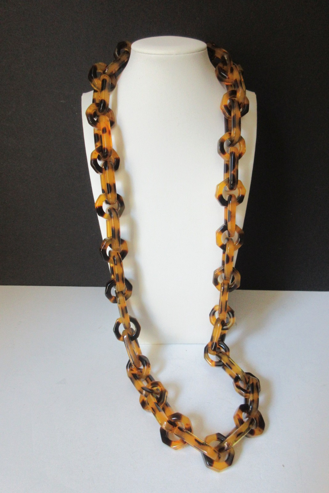 Large Amber Tortoise Shell Acrylic / Resin Linked Necklace – STATEMENT