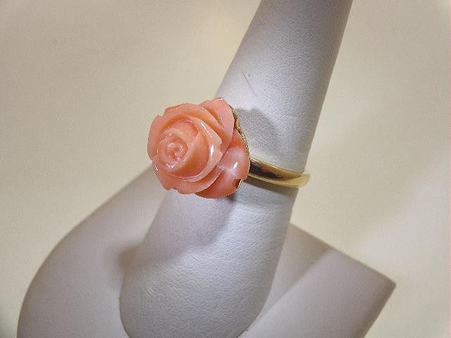 SELECTABLE MEDIUM HAND CARVED PACIFIC PINK ANGELSKIN CORAL ROSE FLOWER RING 7-8