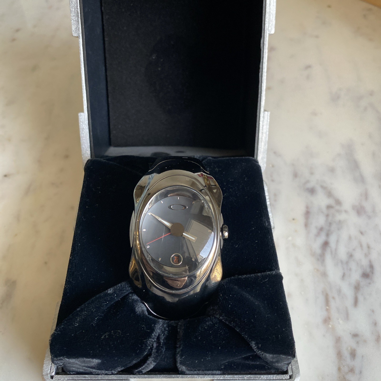 Rare Oakley ion plated Black Timebomb Generation 1 w/ Orig. Box serial #001283