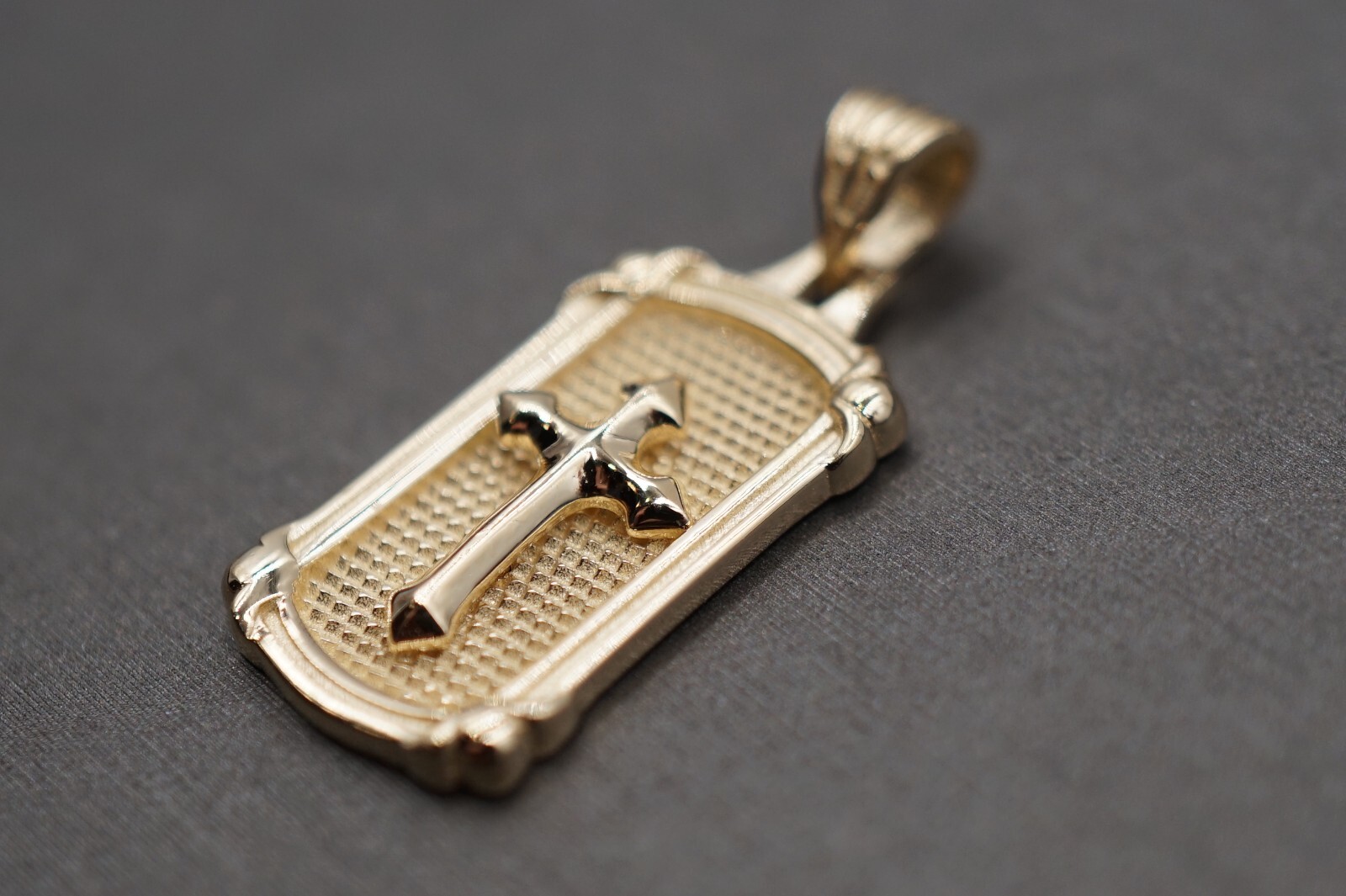 14K Solid Yellow Gold 1″ Crucifix Cross Rectangle Charm Pendant.