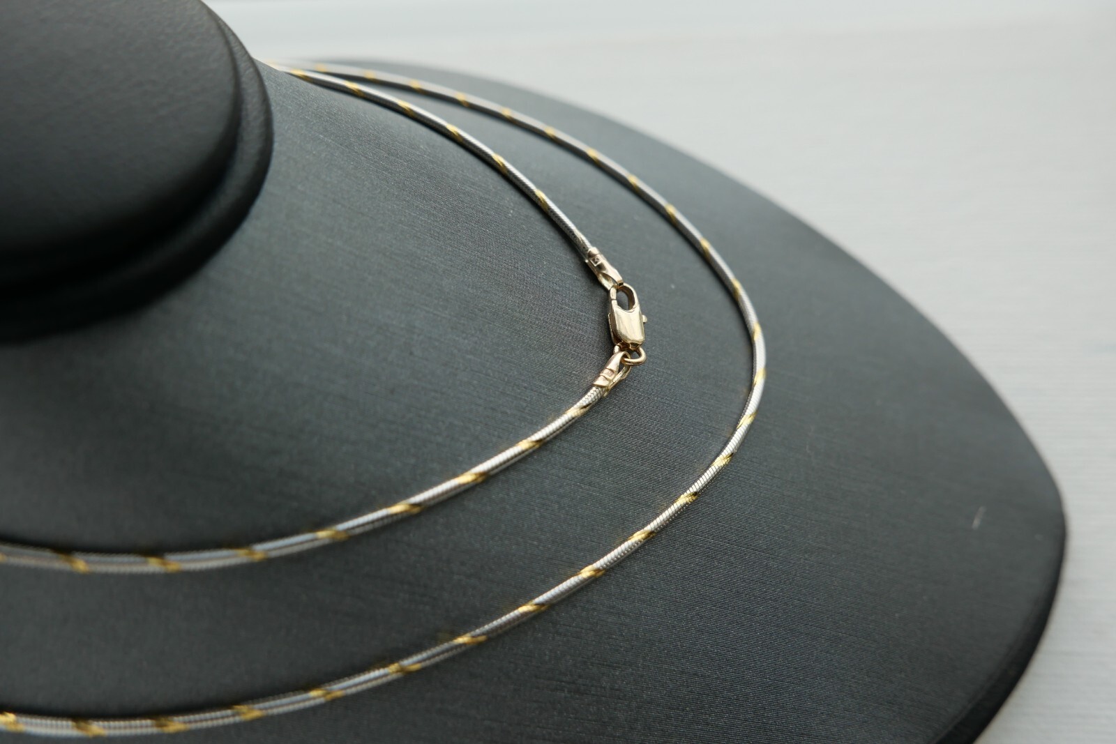 14K SOLID GOLD ITALIAN 2 TONE SNAKE CHAIN 18 INCHES LONG 1.3 MM THICK