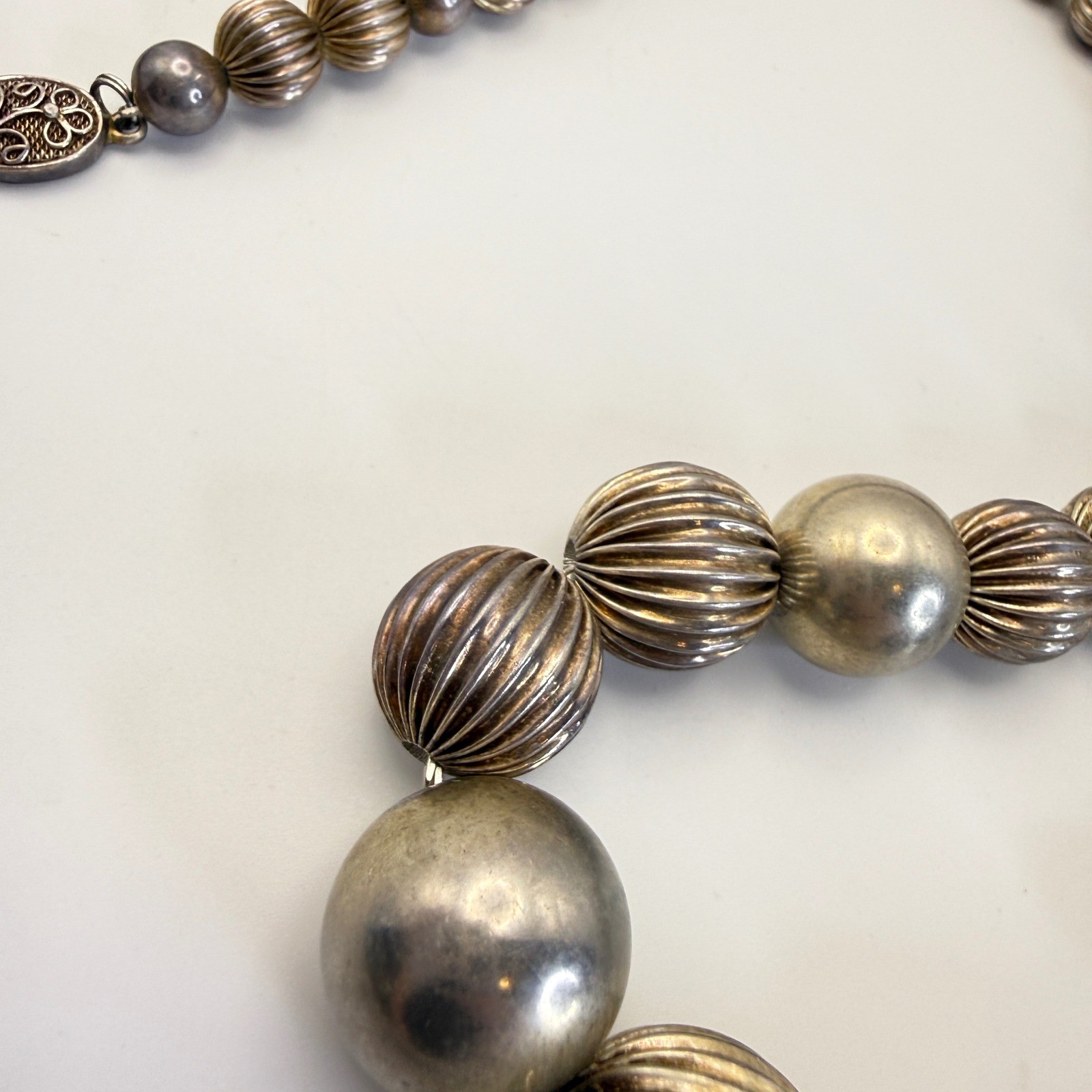 Sterling Silver Bead Necklace 108 Grams Graduated Ribbed Filigree Clasp