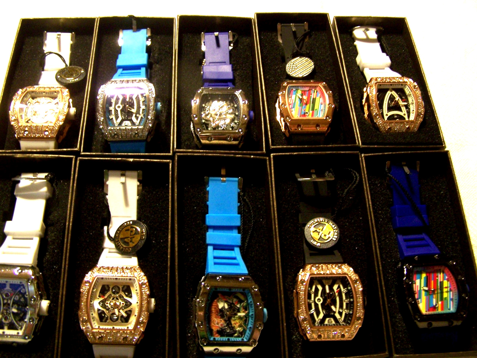 lot of Brand NEW quartz movement watches -water resistant-GREAT FOR RESELL