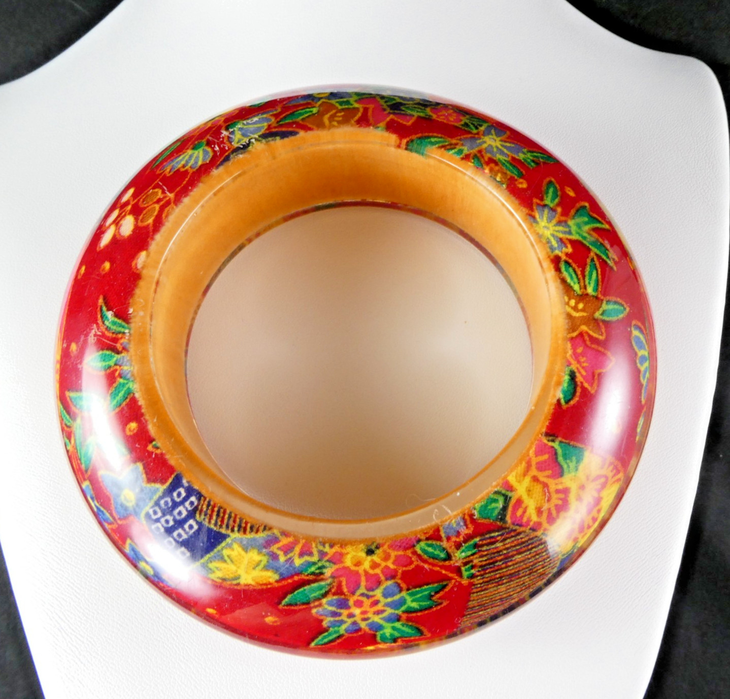 Vintage Acrylic Lucite Chunky Bangle Bracelet Red Floral Print 1″ Wide 70’s